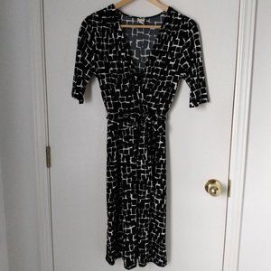 3/4 Sleeve Black/White Faux Wrap Dress